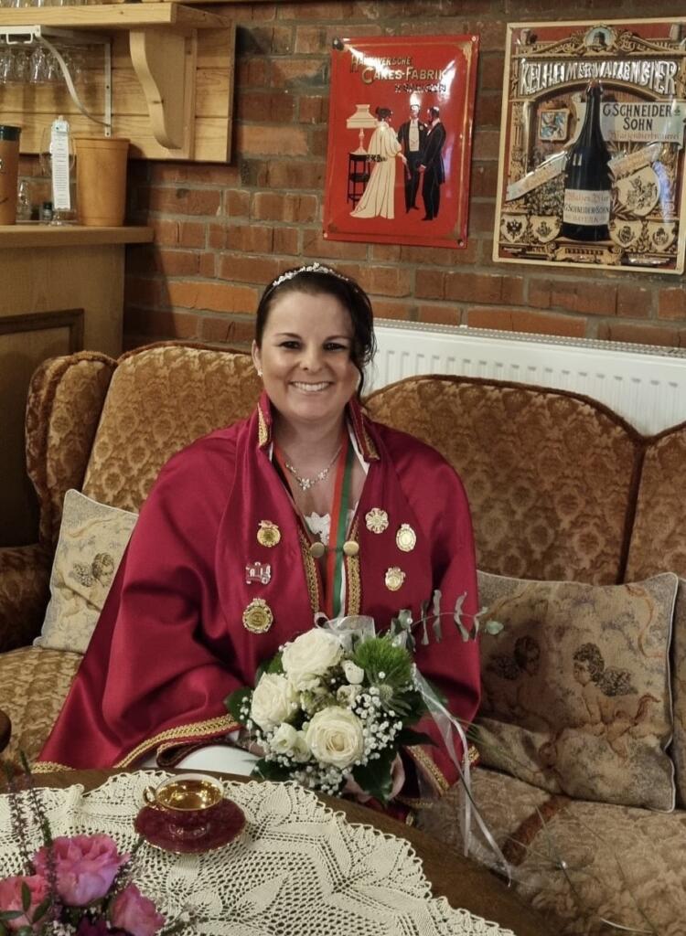 de0e8282 4ed7 420c 87b2 cca055f0e4e2 Einzelfoto Frauke